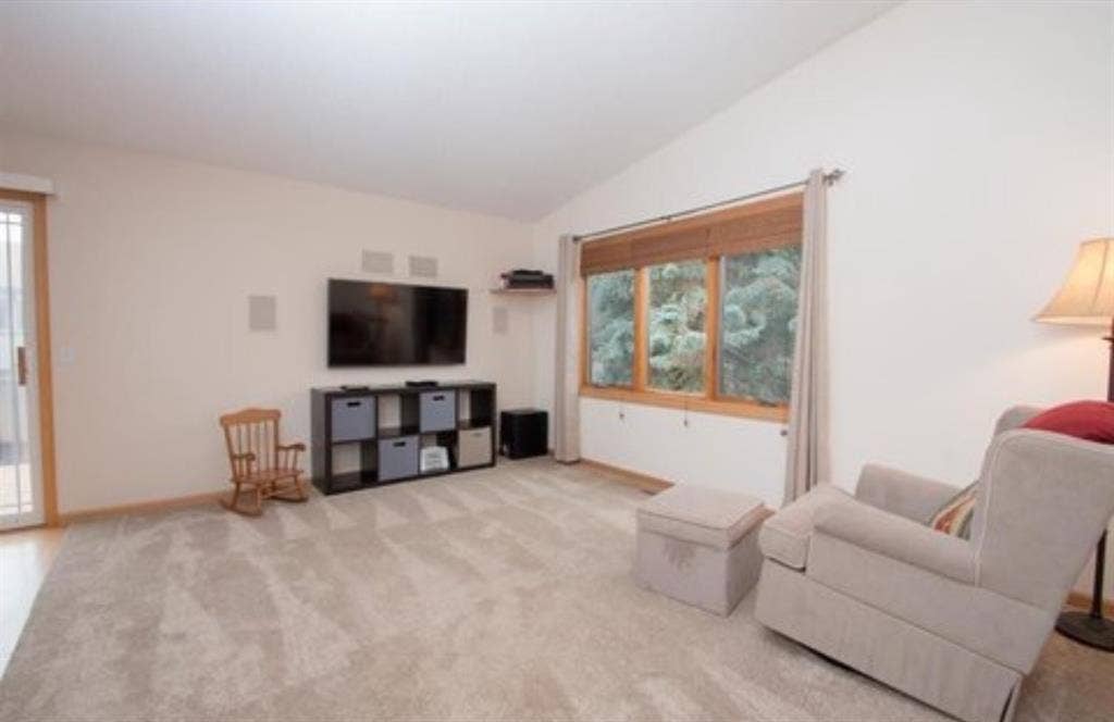 Apple Valley Townhome