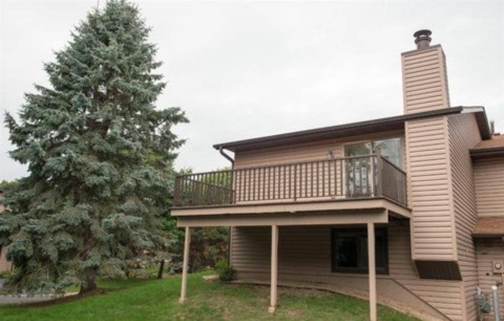 Apple Valley Townhome