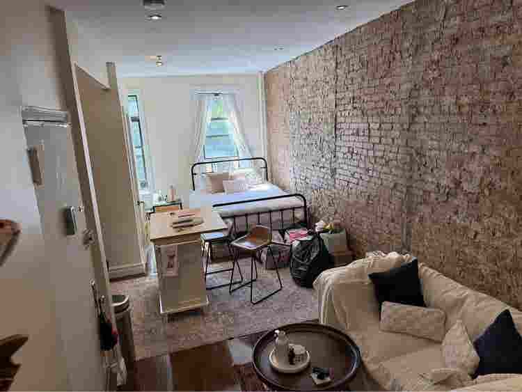LARGE STUDIO FOR LEASE