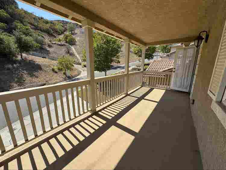 Private Room + Large Balcony