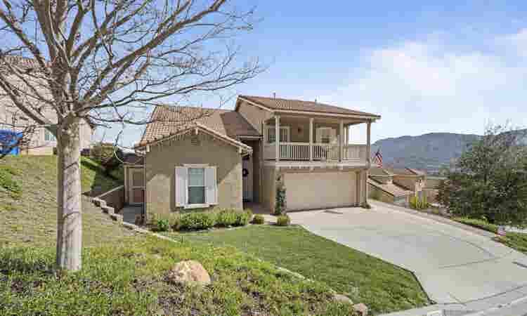 Private Room + Large Balcony