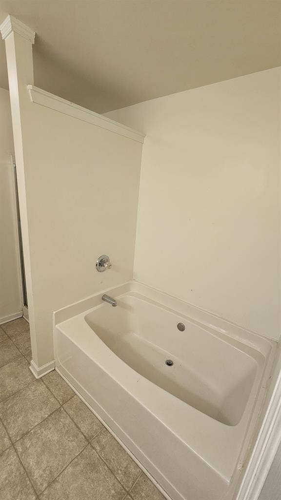 Master suite for rent in townhouse