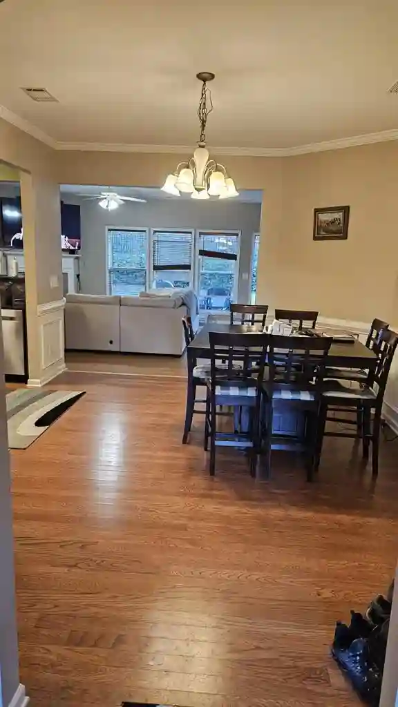 Master suite for rent in townhouse