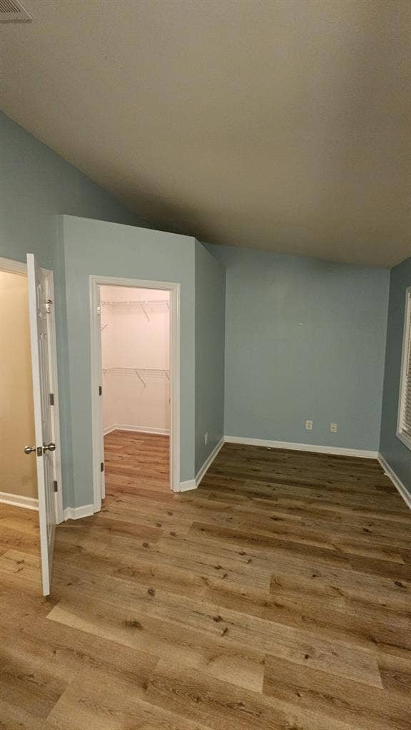 Master suite for rent in townhouse