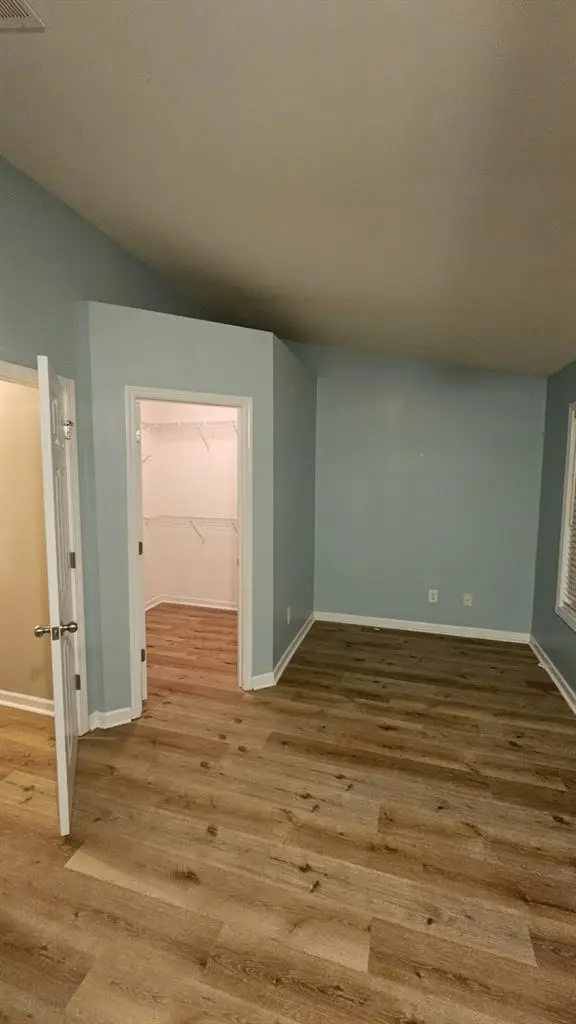 Master suite for rent in townhouse