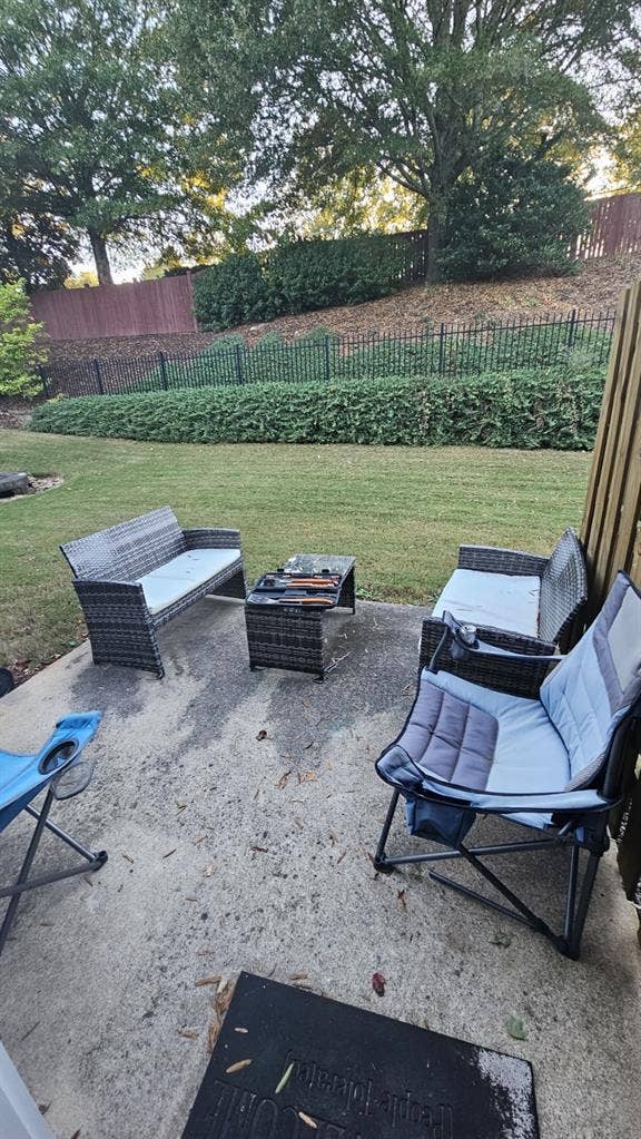 Master suite for rent in townhouse