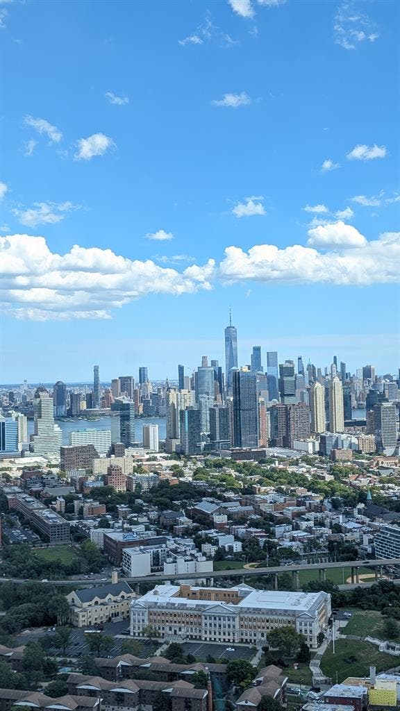 NYC Views | Apt. on Fifty Floor