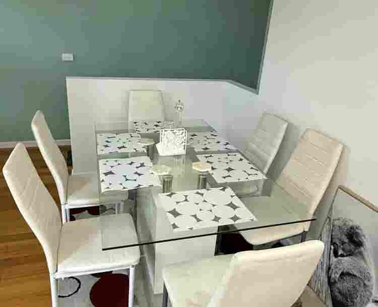 ROOM WITH PRIVATE BATHROOM