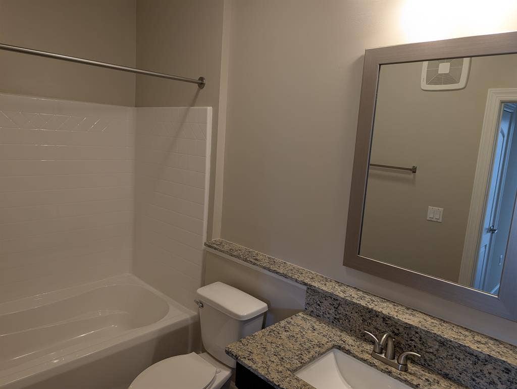 Looking for a roommate