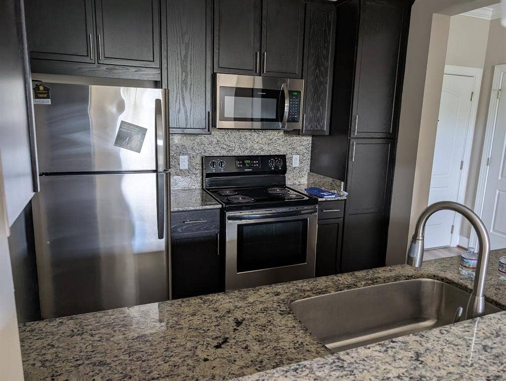 Looking for a roommate