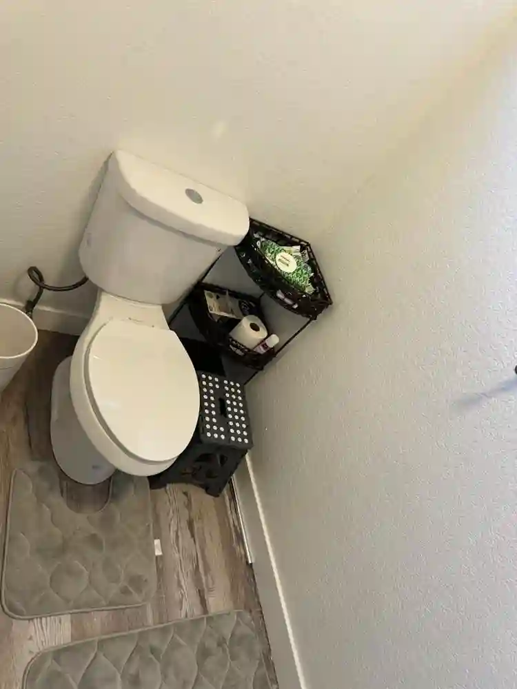 ✨️MASTER BEDROOM W// PRIVATE BATH✨️