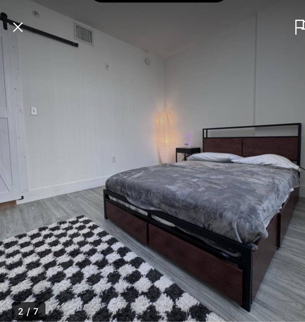 Private room/bathroom available