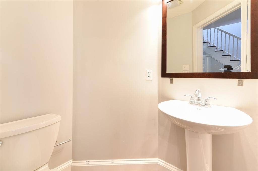 1 BR in Washington