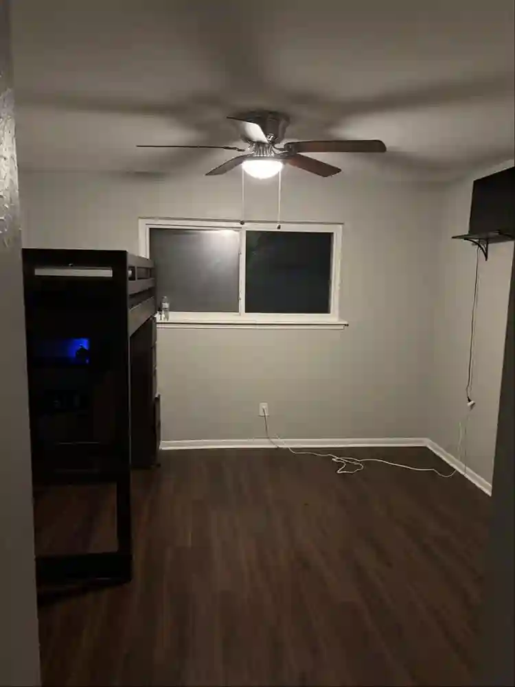 Large bedroom for rent.