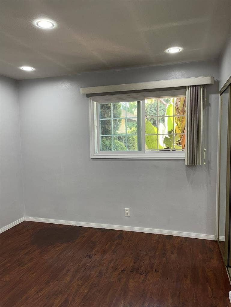 City Outside. Tranquility Inside