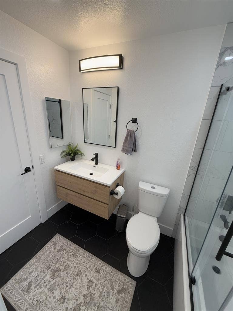 Brand new Room for rent!