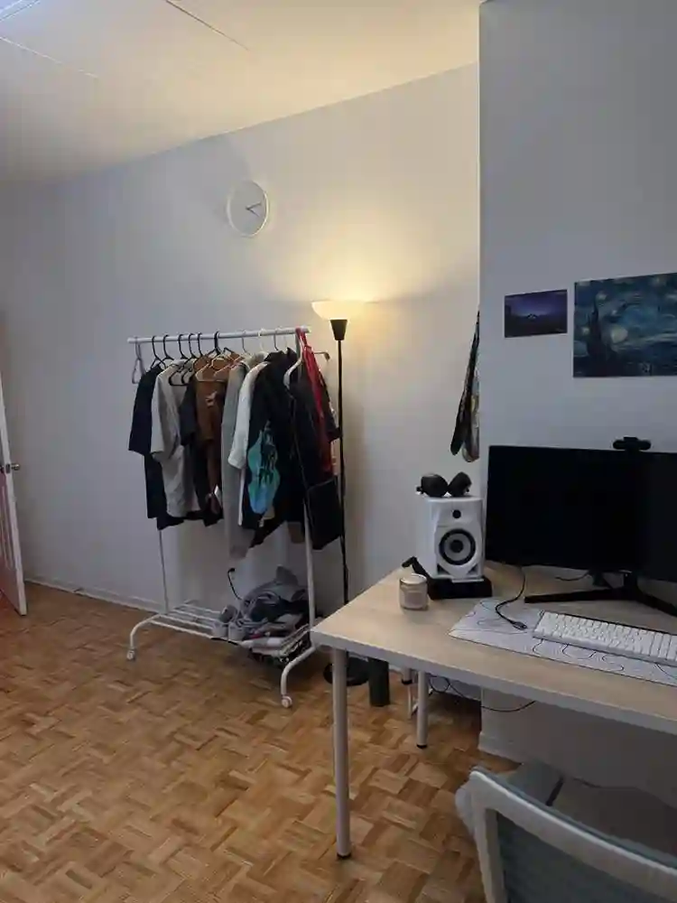 Sublet available in amazing spot