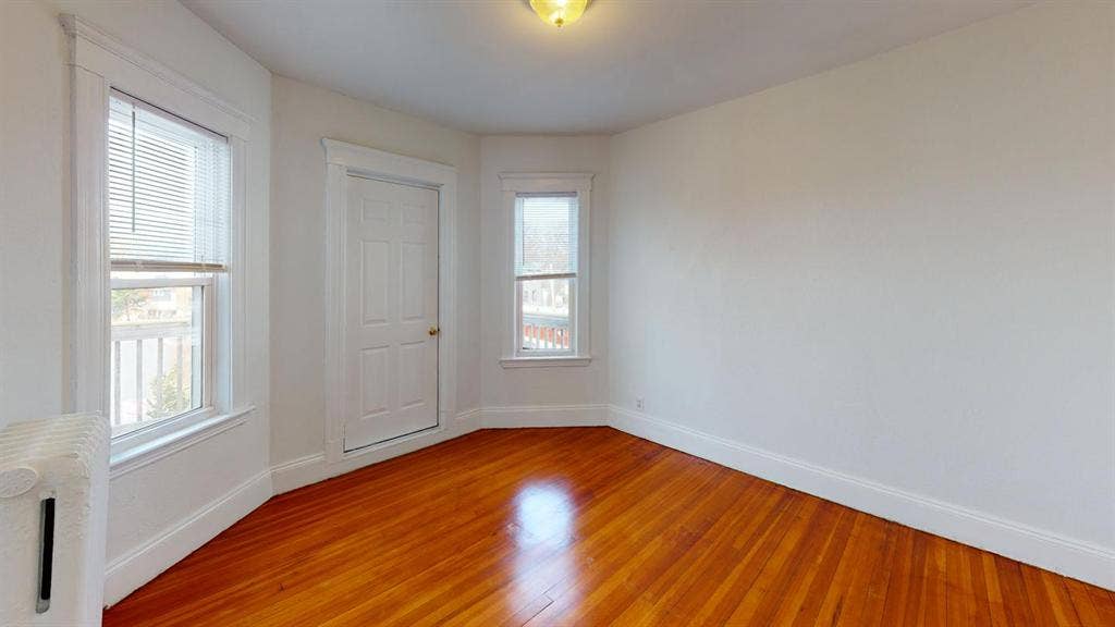 4 BR in Boston