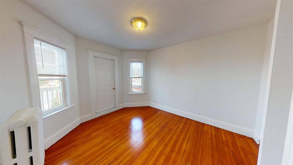 4 BR in Boston