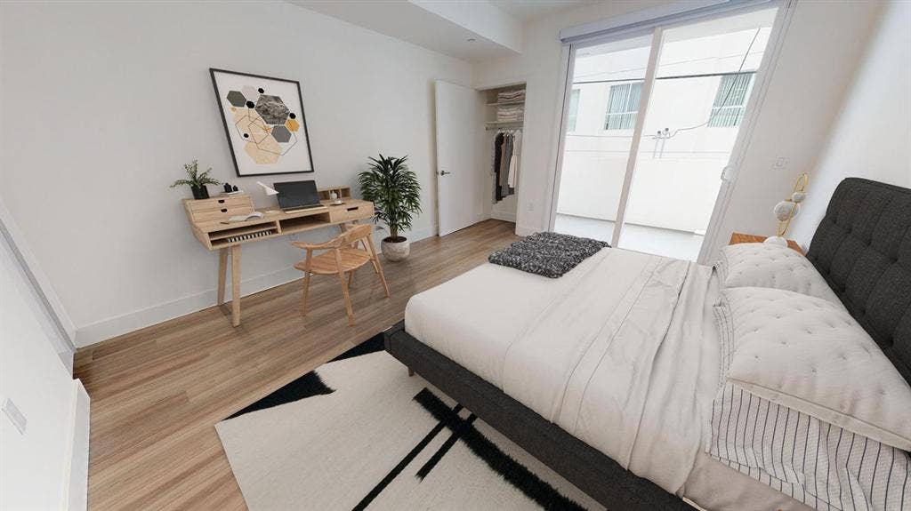 1 BR in Los Angeles