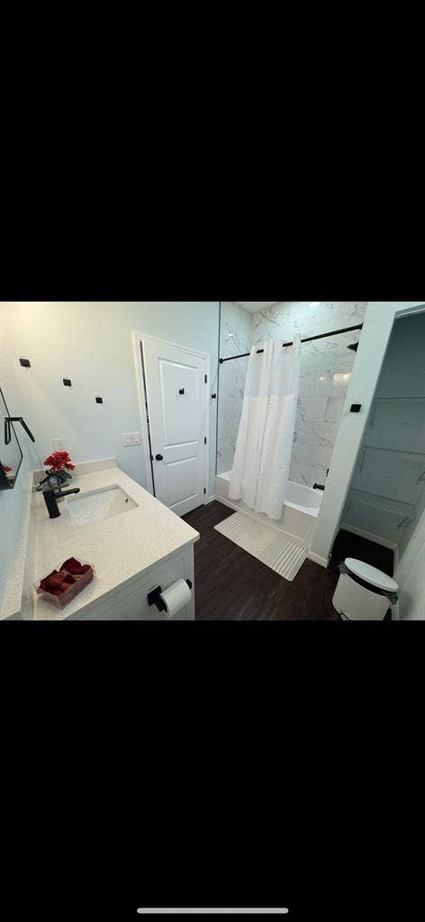 Beautiful furnished room