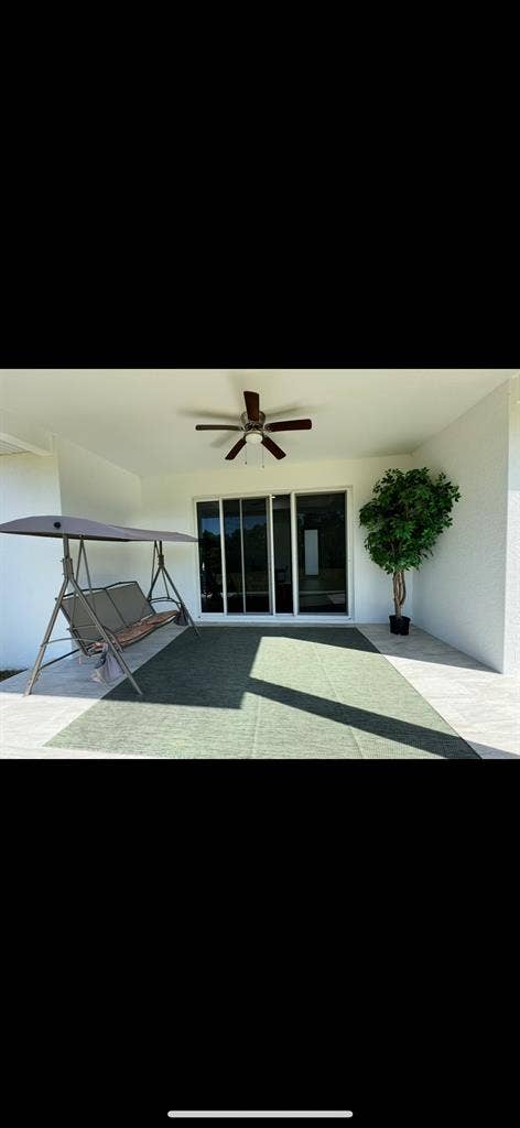 Beautiful furnished room