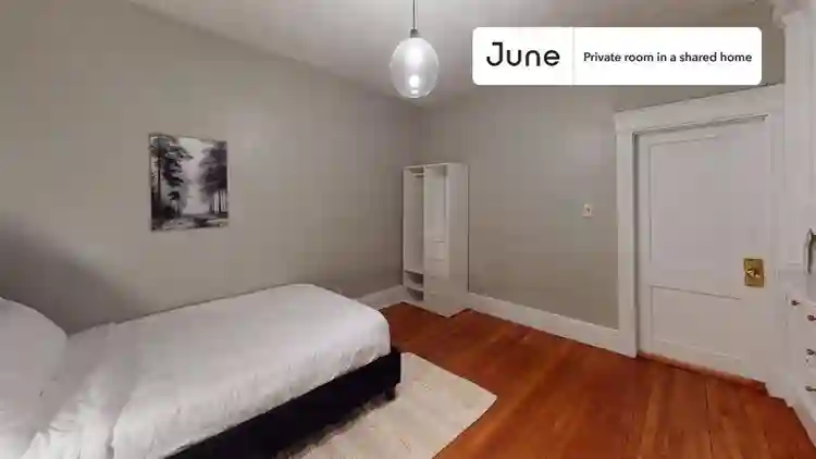 3 BR in Boston