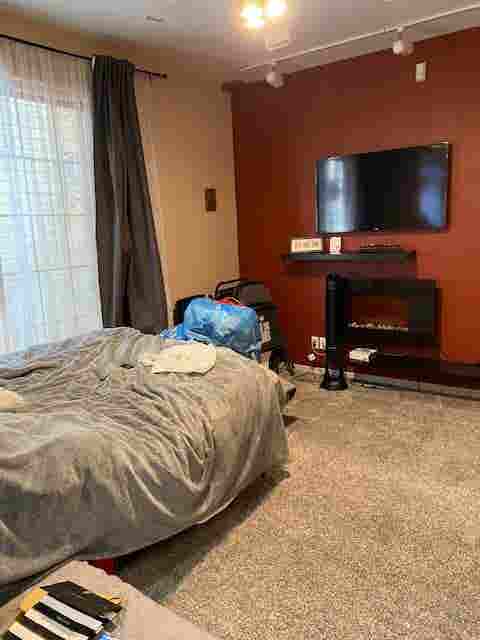 Ukrainian Village 1 bedroom apt.