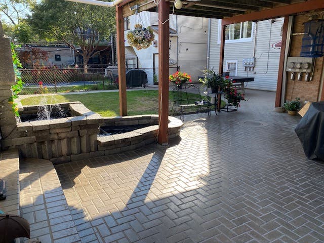 Ukrainian Village 1 bedroom apt.