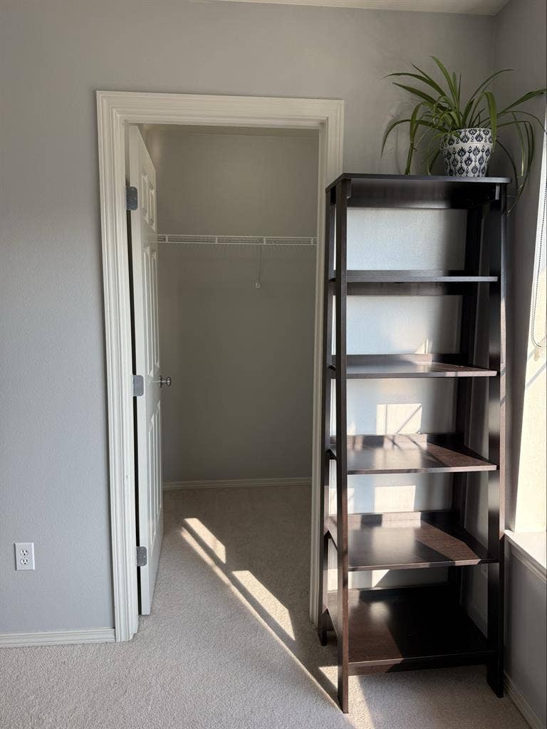 Private room in Lake Stevens home