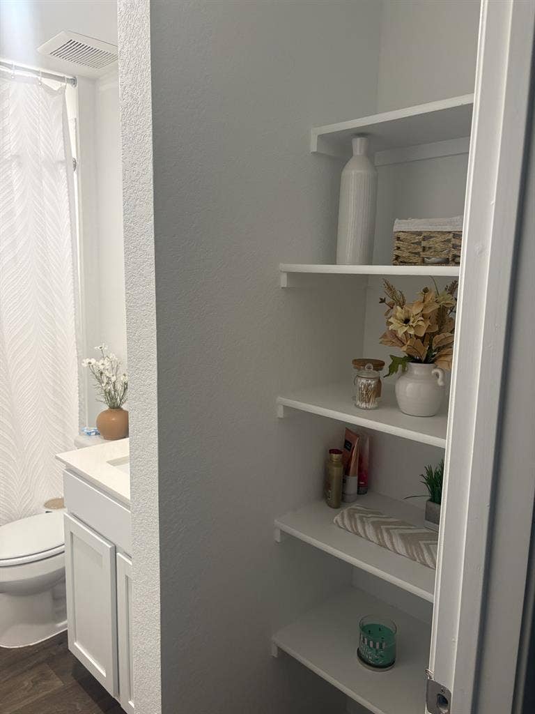 Room available for rent