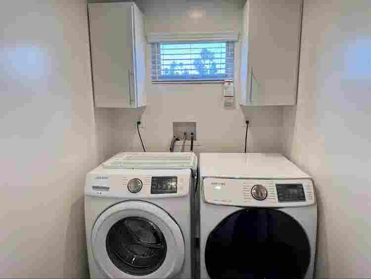 Hollywood: Private Room & Bath