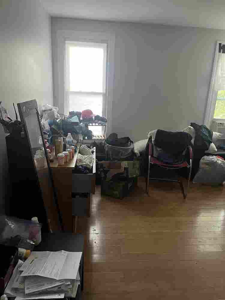 LARGE ROOM IN GREAT SPACIOUS CONDO!