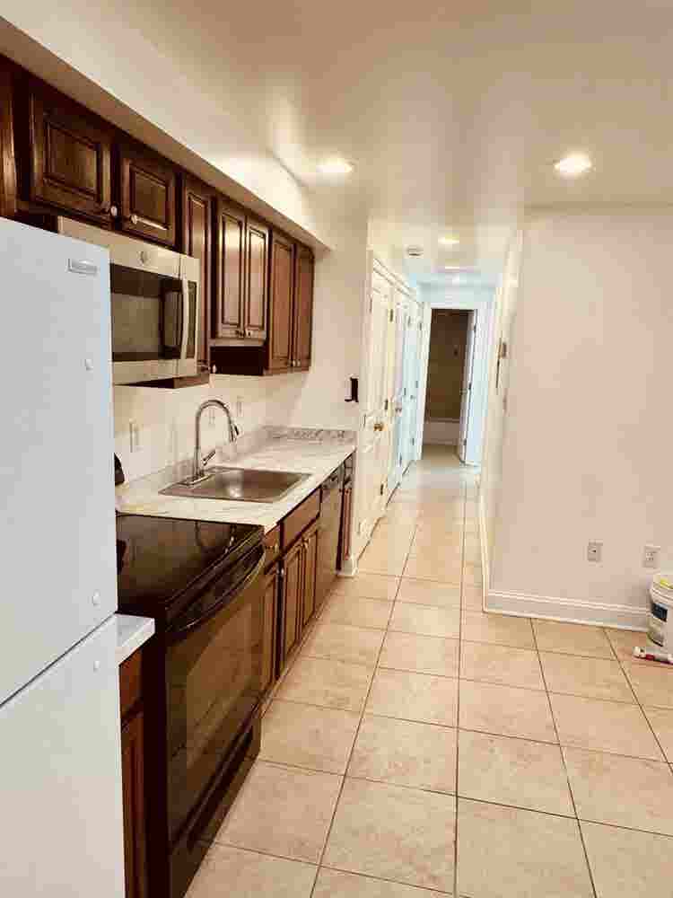 Room for Rent NW Columbia Heights