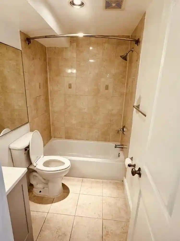 Room for Rent NW Columbia Heights