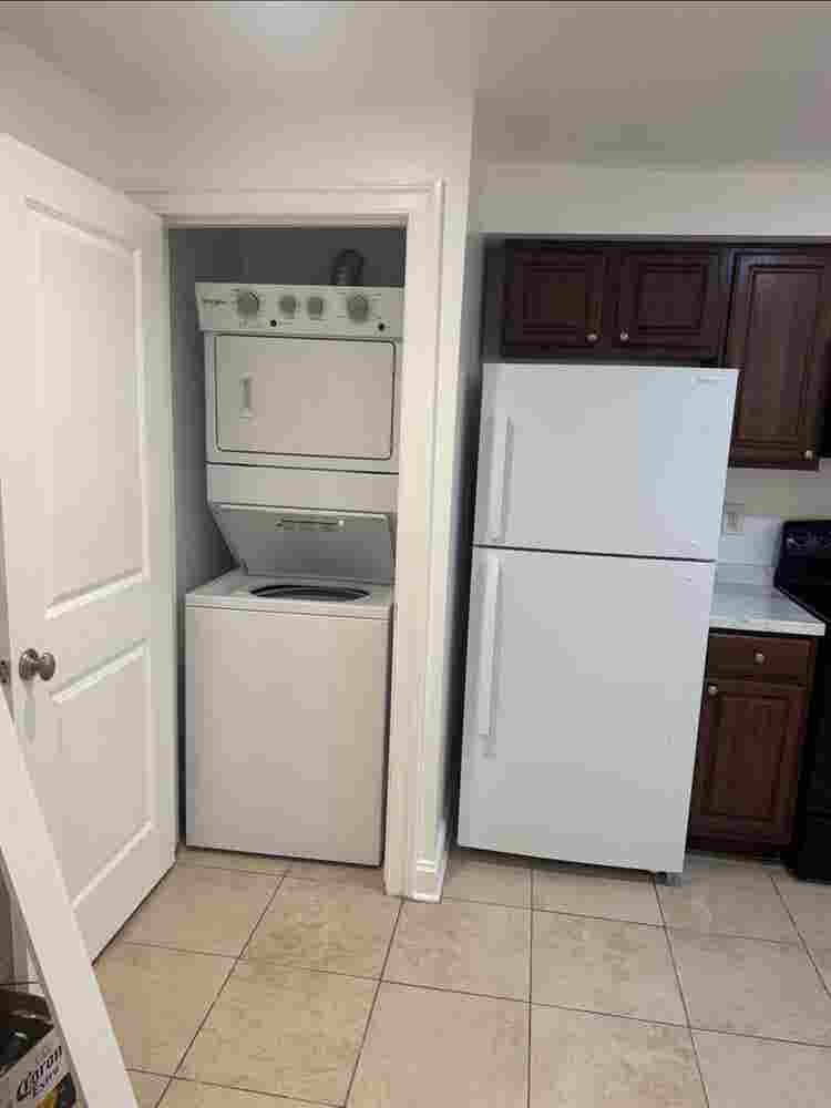 Room for Rent NW Columbia Heights