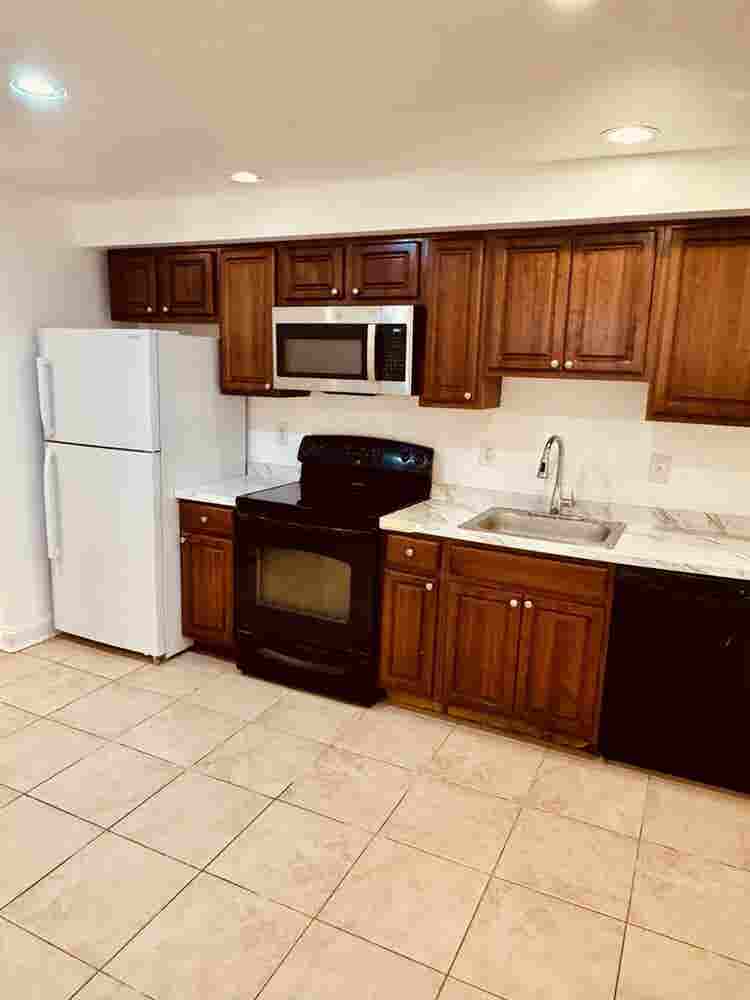 Room for Rent NW Columbia Heights