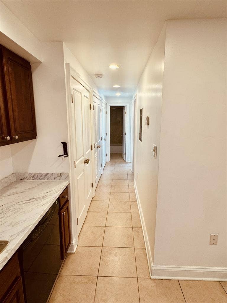 Room for Rent NW Columbia Heights