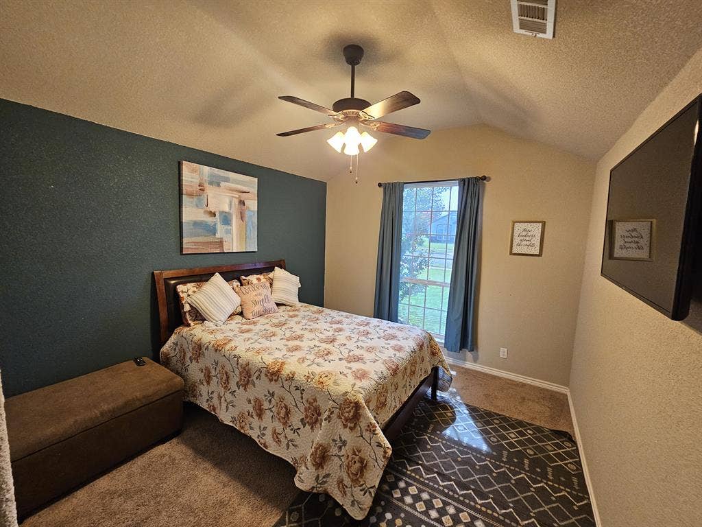 Fully Furnished Hse - 4 Rms Ready