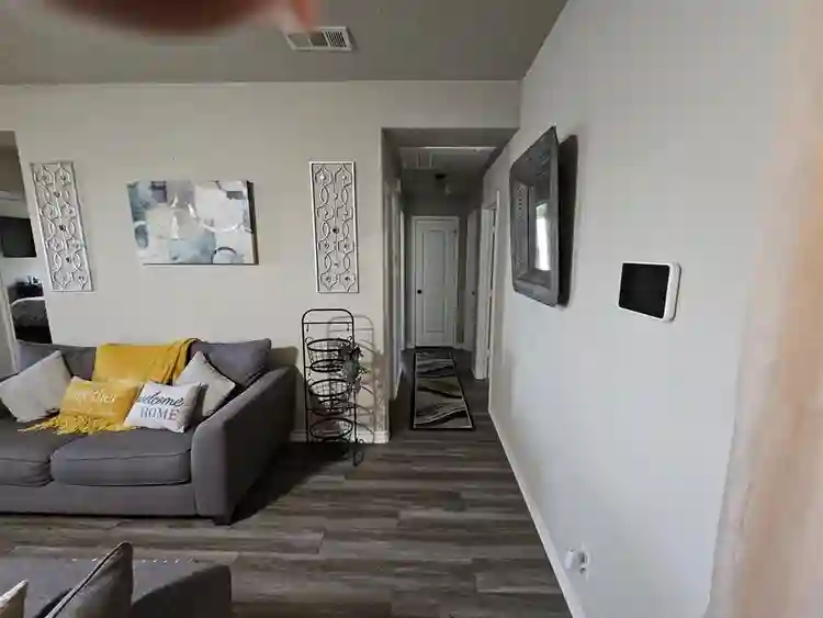 Fully Furnished Hse - 4 Rms Ready