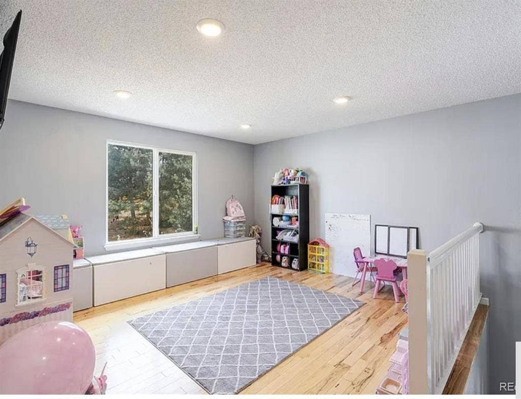 Newly Finished Basement $