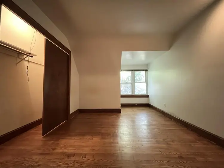 ☀️ – Balcony
— Westminster