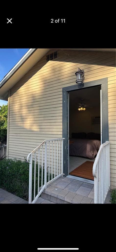 Private entrance unit