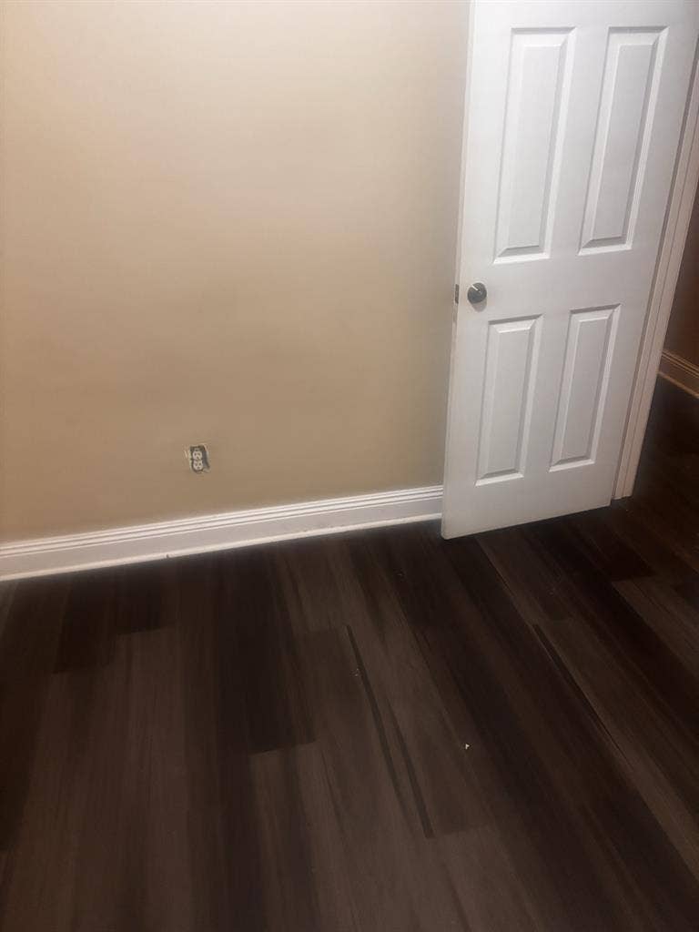 UnfurnishedPrivate room for rent
