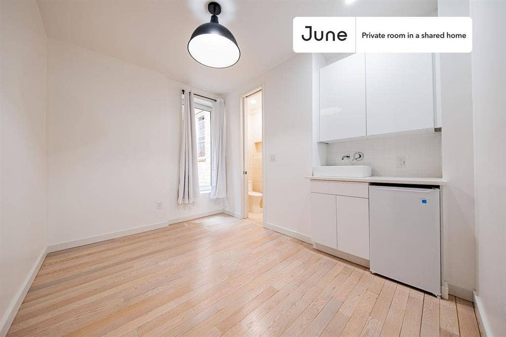 4 BR in New York City