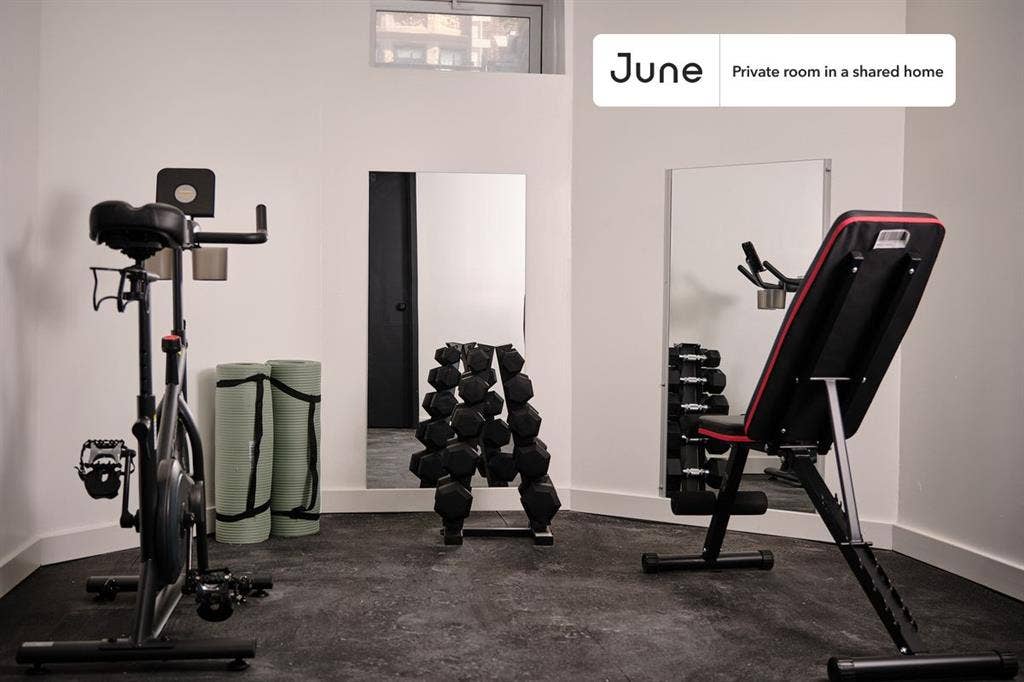 4 BR in New York City