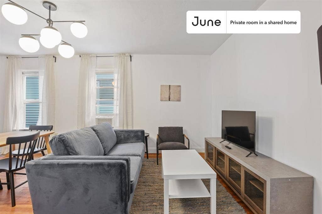 3 BR in Boston