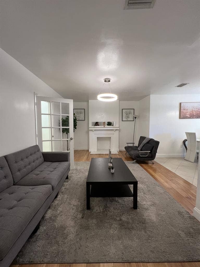Furnished Room near Midtown