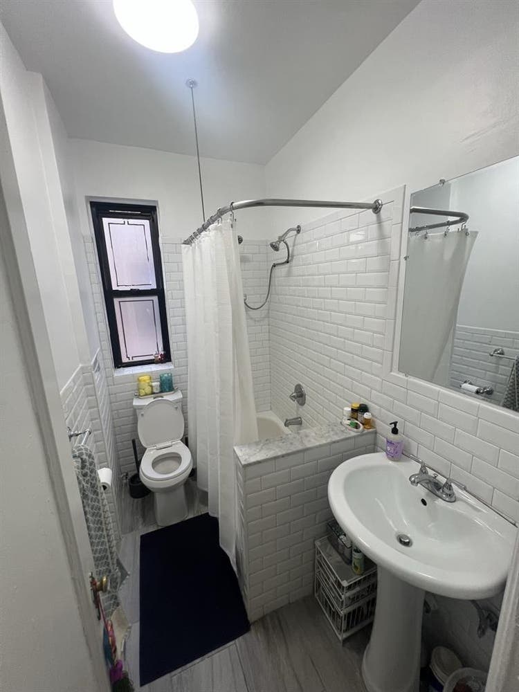 ROSE HILL campus - Bronx