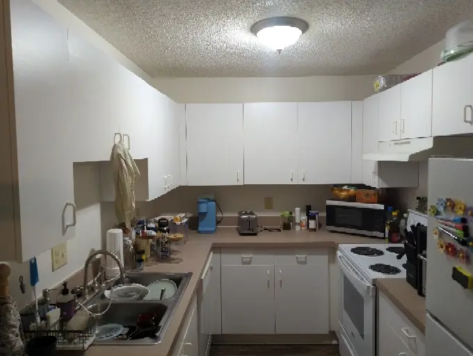 ROOMMATE NEEDED WOMEN ONLY, NO PETS